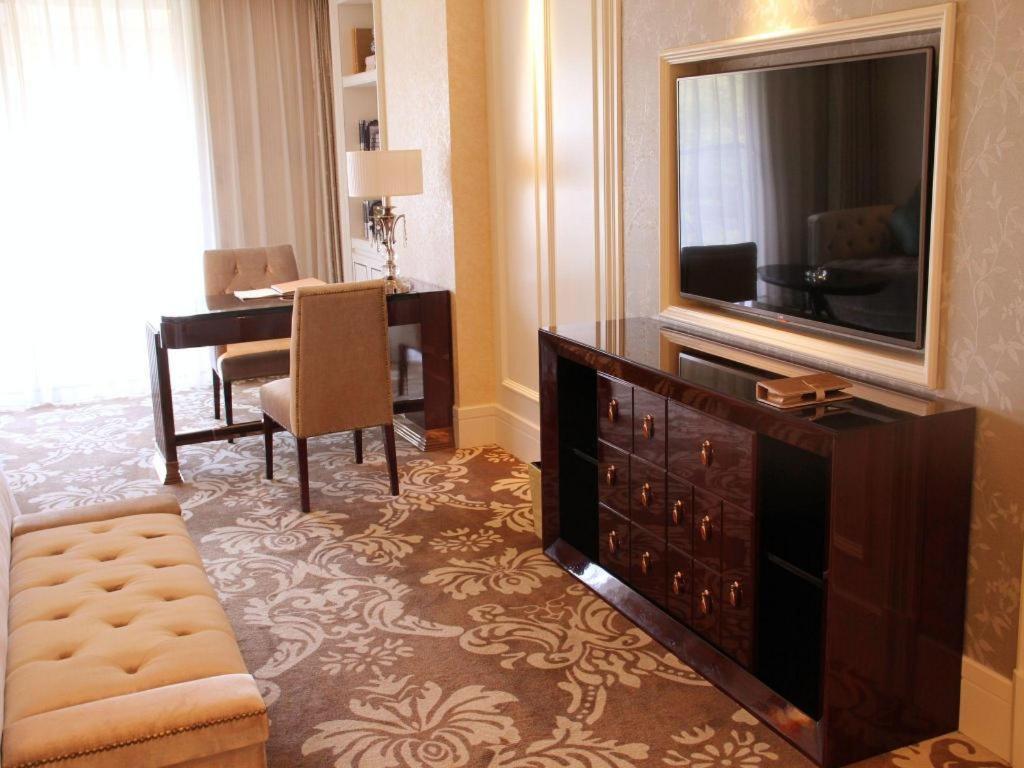 Lake Piedmont International Hotel Guangzhou Luaran gambar